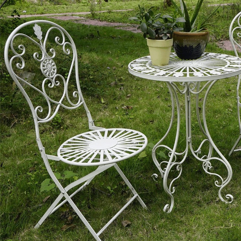 Franse vintage ijzeren tafel e - Outdoor Furniture Cafe recensie en prijs